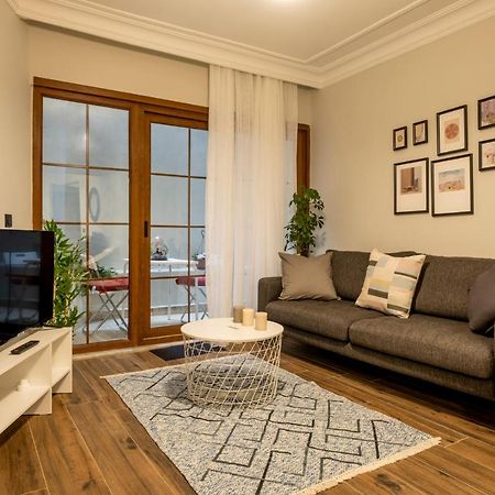 דירות איסטמבול Spacious And Comfy 2Br In The Heart Of Cihangir מראה חיצוני תמונה