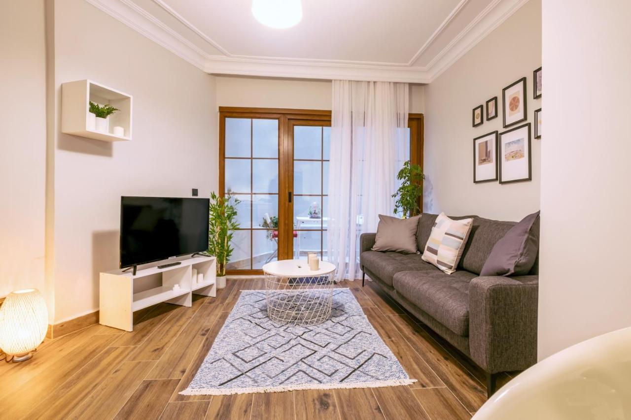 דירות איסטמבול Spacious And Comfy 2Br In The Heart Of Cihangir מראה חיצוני תמונה